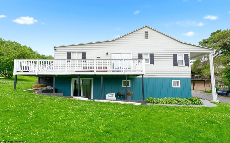 1425 Andmore Street, Morgantown, West Virginia 26508, 3 Bedrooms Bedrooms, 6 Rooms Rooms,2 BathroomsBathrooms,Single Family Detached,For Sale,Andmore,10165090 1425 Andmore Street, Morgantown, West Virginia 26508, 3 Bedrooms Bedrooms, 6 Rooms Rooms,2 BathroomsBathrooms,Single Family Detached,For Sale,Andmore,10165090