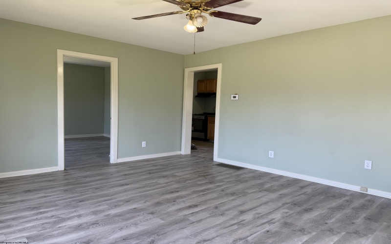 8267 Elk Avenue, Stonewood, West Virginia 26301, 1 Bedroom Bedrooms, 4 Rooms Rooms,1 BathroomBathrooms,Single Family Detached,For Sale,Elk,10165096