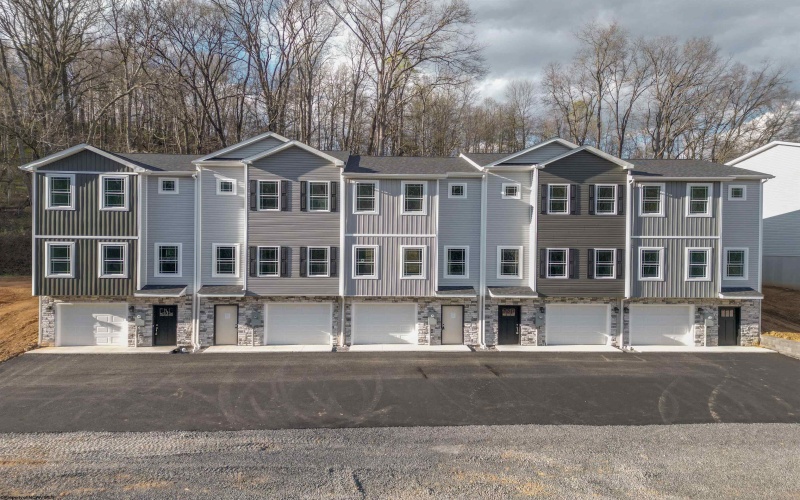 109 Frisco Lane, Bridgeport, West Virginia 26330, 3 Bedrooms Bedrooms, 5 Rooms Rooms,2 BathroomsBathrooms,Single Family Attached,For Sale,Frisco,10165118 109 Frisco Lane, Bridgeport, West Virginia 26330, 3 Bedrooms Bedrooms, 5 Rooms Rooms,2 BathroomsBathrooms,Single Family Attached,For Sale,Frisco,10165118