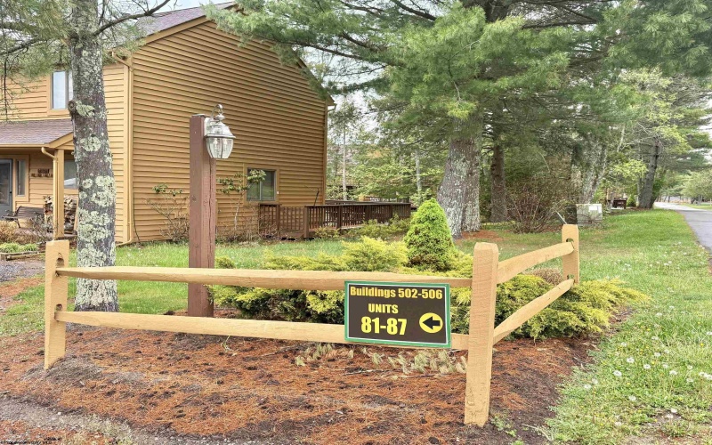 87 Deerfield Circle, Davis, West Virginia 26260, 3 Bedrooms Bedrooms, 7 Rooms Rooms,2 BathroomsBathrooms,Single Family Attached,For Sale,Deerfield,10165114