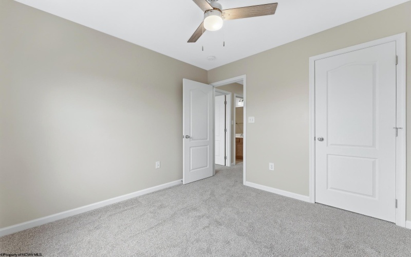 121 Pine Lane, Morgantown, West Virginia 26508, 3 Bedrooms Bedrooms, 7 Rooms Rooms,2 BathroomsBathrooms,Single Family Attached,For Sale,Pine,10165122