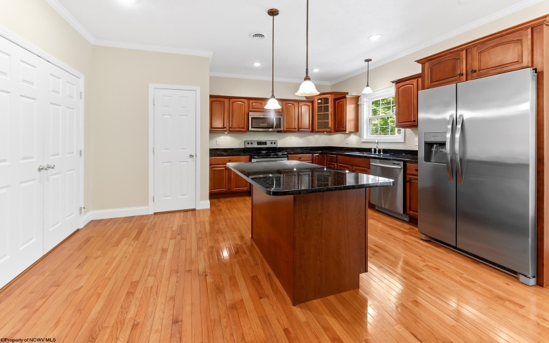 108 Claremont Court, Morgantown, West Virginia 26501, 3 Bedrooms Bedrooms, 7 Rooms Rooms,2 BathroomsBathrooms,Single Family Attached,For Sale,Claremont,10165109 108 Claremont Court, Morgantown, West Virginia 26501, 3 Bedrooms Bedrooms, 7 Rooms Rooms,2 BathroomsBathrooms,Single Family Attached,For Sale,Claremont,10165109