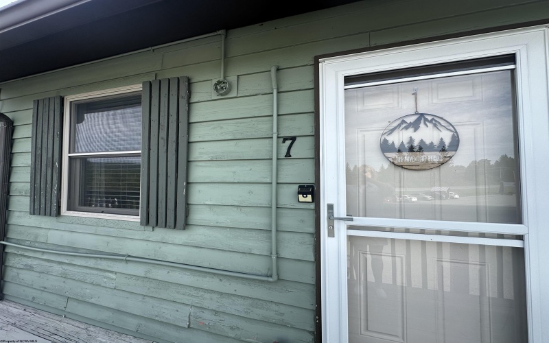 5570 Appalachian Highway, Davis, West Virginia 26260, 2 Bedrooms Bedrooms, 3 Rooms Rooms,1 BathroomBathrooms,Single Family Attached,For Sale,Appalachian,10165104
