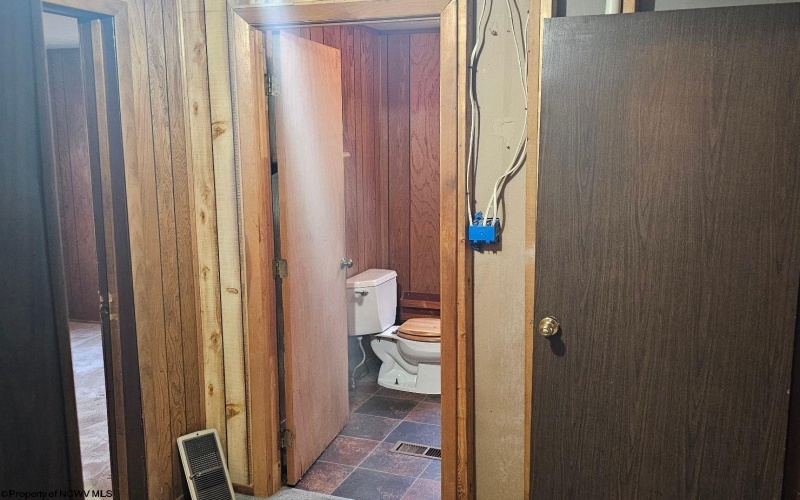 129 Ultra Light Lane, Granville, West Virginia 26534, 2 Bedrooms Bedrooms, 4 Rooms Rooms,1 BathroomBathrooms,Single Family Detached,For Sale,Ultra Light,10162300