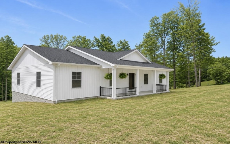 401 Ann Marie Drive, Bridgeport, West Virginia 26330, 4 Bedrooms Bedrooms, 8 Rooms Rooms,2 BathroomsBathrooms,Single Family Detached,For Sale,Ann Marie,10165100