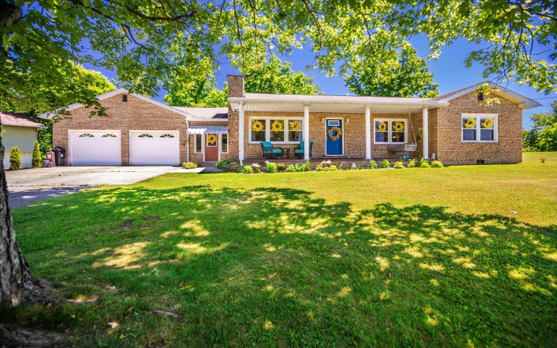 186 Marchand Drive, Westover, West Virginia 26501, 3 Bedrooms Bedrooms, 8 Rooms Rooms,2 BathroomsBathrooms,Single Family Detached,For Sale,Marchand,10165123