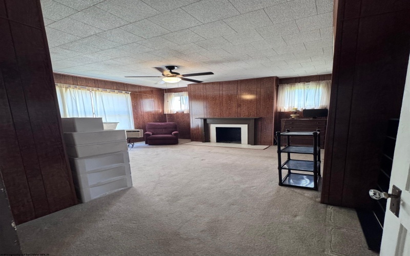 731 Benoni Avenue, Fairmont, West Virginia 26554, 6 Bedrooms Bedrooms, 11 Rooms Rooms,2 BathroomsBathrooms,Single Family Detached,For Sale,Benoni,10165111