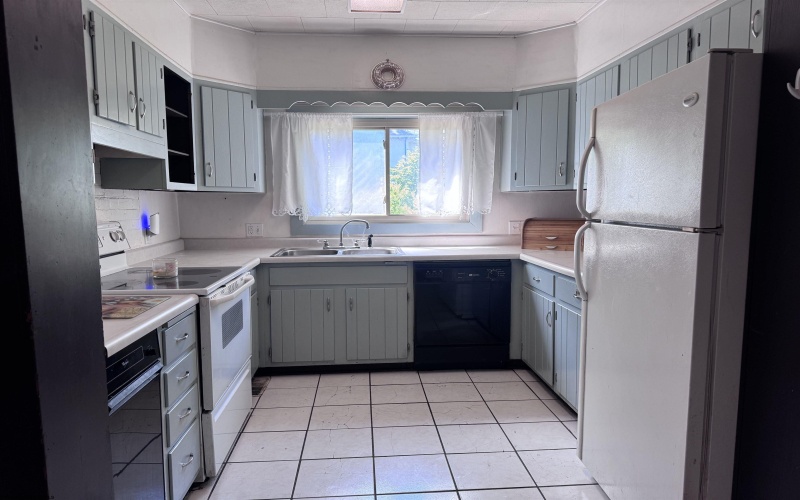 731 Benoni Avenue, Fairmont, West Virginia 26554, 6 Bedrooms Bedrooms, 11 Rooms Rooms,2 BathroomsBathrooms,Single Family Detached,For Sale,Benoni,10165111