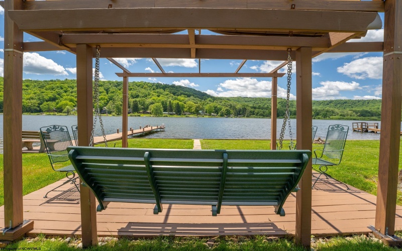 8 Waters Edge Lane, Bruceton Mills, West Virginia 26525, 3 Bedrooms Bedrooms, 8 Rooms Rooms,2 BathroomsBathrooms,Single Family Detached,For Sale,Waters Edge,10165108