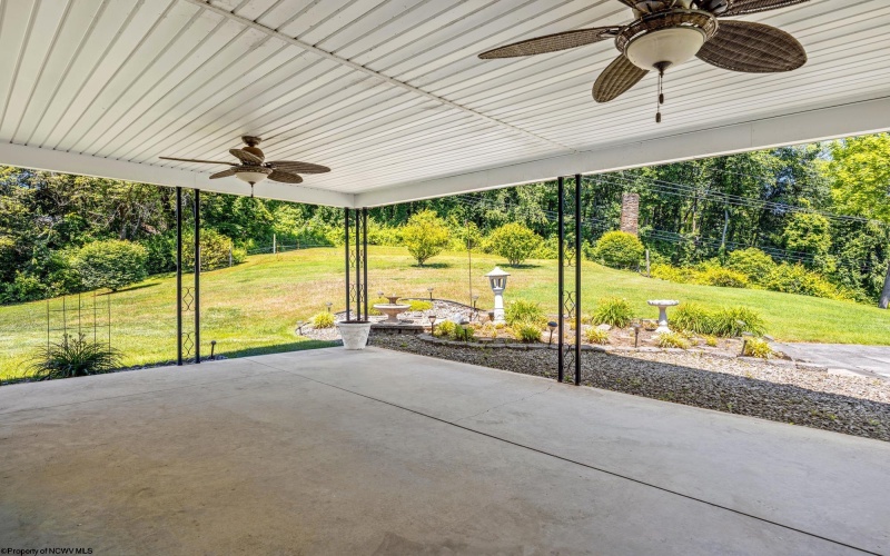 1354 Pineview Drive, Morgantown, West Virginia 26505, 3 Bedrooms Bedrooms, 9 Rooms Rooms,2 BathroomsBathrooms,Single Family Detached,For Sale,Pineview,10165128