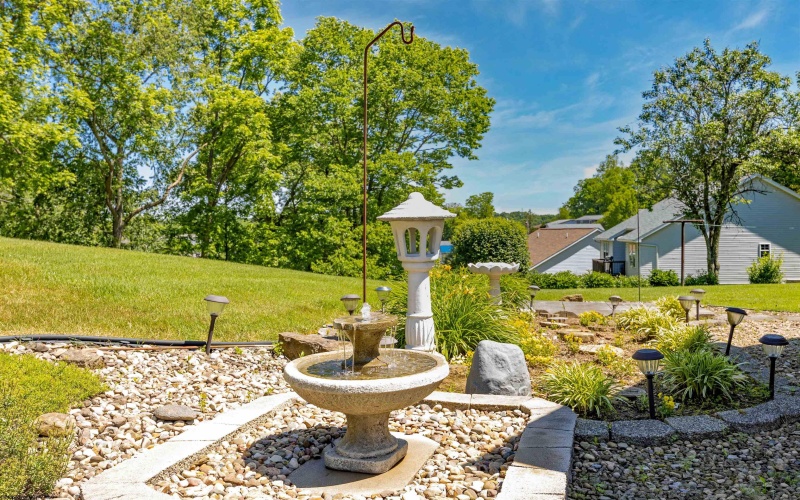 1354 Pineview Drive, Morgantown, West Virginia 26505, 3 Bedrooms Bedrooms, 9 Rooms Rooms,2 BathroomsBathrooms,Single Family Detached,For Sale,Pineview,10165128