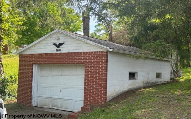 1719 Tyrone Road, Morgantown, West Virginia 26508-0000, 2 Bedrooms Bedrooms, 5 Rooms Rooms,2 BathroomsBathrooms,Single Family Detached,For Sale,Tyrone,10165130