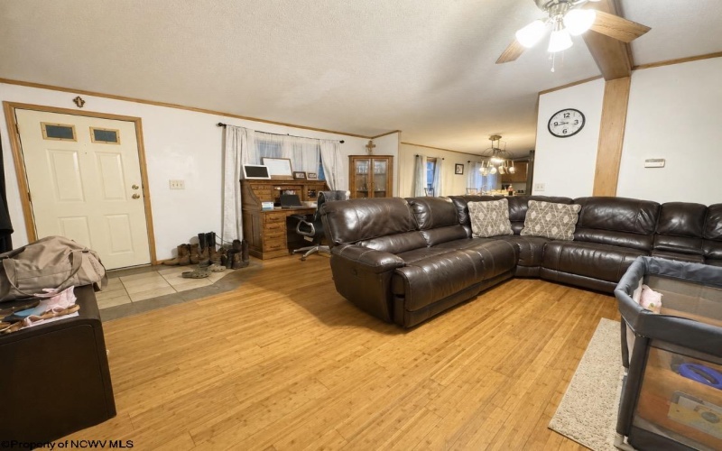 2309 Sassafras Road, Weston, West Virginia 26452, 3 Bedrooms Bedrooms, 7 Rooms Rooms,2 BathroomsBathrooms,Single Family Detached,For Sale,Sassafras,10165146 2309 Sassafras Road, Weston, West Virginia 26452, 3 Bedrooms Bedrooms, 7 Rooms Rooms,2 BathroomsBathrooms,Single Family Detached,For Sale,Sassafras,10165146