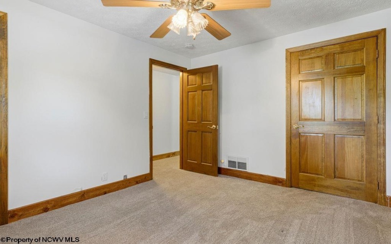 6002 Greenbrier Road, Salem, West Virginia 26426, 3 Bedrooms Bedrooms, 7 Rooms Rooms,2 BathroomsBathrooms,Single Family Detached,For Sale,Greenbrier,10165135