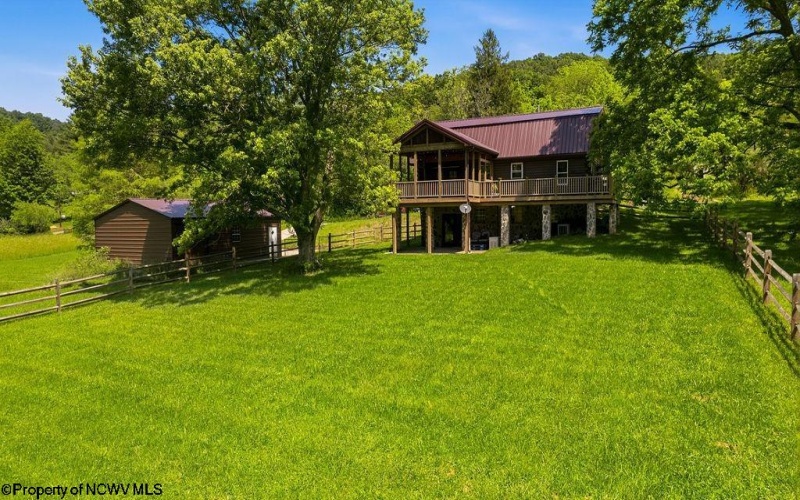 6002 Greenbrier Road, Salem, West Virginia 26426, 3 Bedrooms Bedrooms, 7 Rooms Rooms,2 BathroomsBathrooms,Single Family Detached,For Sale,Greenbrier,10165135