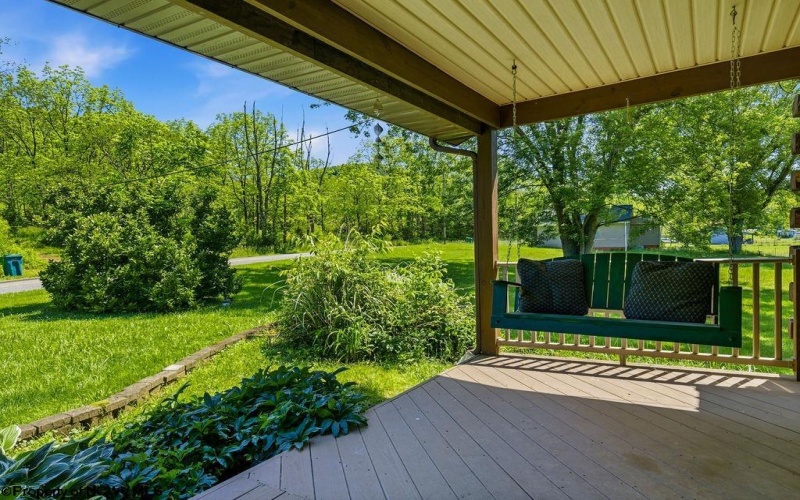 6002 Greenbrier Road, Salem, West Virginia 26426, 3 Bedrooms Bedrooms, 7 Rooms Rooms,2 BathroomsBathrooms,Single Family Detached,For Sale,Greenbrier,10165135