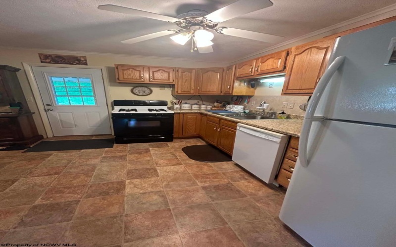 2710 Little Sand Run Road, Buckhannon, West Virginia 26201, 4 Bedrooms Bedrooms, 6 Rooms Rooms,2 BathroomsBathrooms,Single Family Detached,For Sale,Little Sand Run,10165132