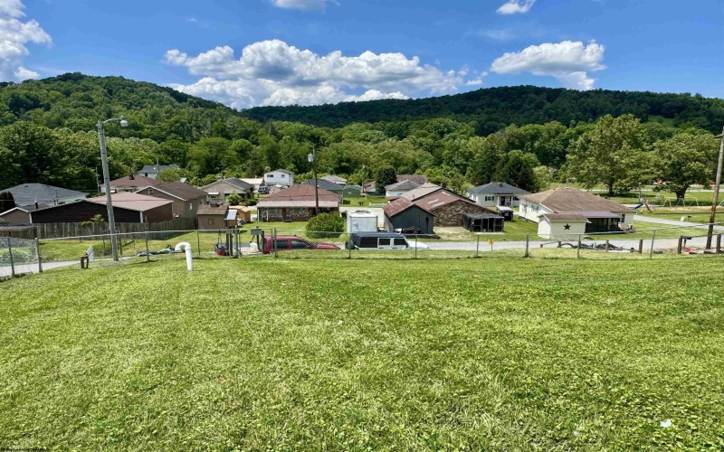 37 Crown Street, Worthington, West Virginia 26591, 2 Bedrooms Bedrooms, 5 Rooms Rooms,1 BathroomBathrooms,Single Family Detached,For Sale,Crown,10165150 37 Crown Street, Worthington, West Virginia 26591, 2 Bedrooms Bedrooms, 5 Rooms Rooms,1 BathroomBathrooms,Single Family Detached,For Sale,Crown,10165150