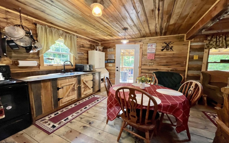 191 Waterview Drive, Horner, West Virginia 26372, 3 Bedrooms Bedrooms, 4 Rooms Rooms,2 BathroomsBathrooms,Single Family Detached,For Sale,Waterview,10165149