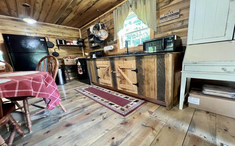 191 Waterview Drive, Horner, West Virginia 26372, 3 Bedrooms Bedrooms, 4 Rooms Rooms,2 BathroomsBathrooms,Single Family Detached,For Sale,Waterview,10165149