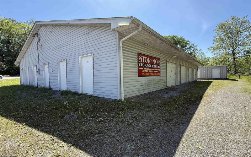 1900 Livingston Avenue, Elkins, West Virginia 26241, ,Multi-unit/income,For Sale,Livingston,10165159