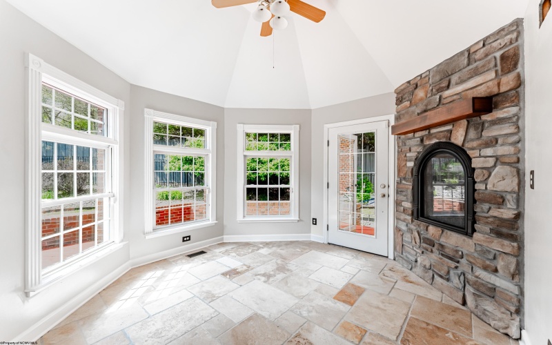 3 Zara Drive, Morgantown, West Virginia 26508, 4 Bedrooms Bedrooms, 13 Rooms Rooms,2 BathroomsBathrooms,Single Family Detached,For Sale,Zara,10165151