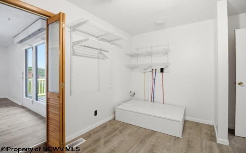 103 Baker Street, Fairview, West Virginia 26570, 3 Bedrooms Bedrooms, 8 Rooms Rooms,2 BathroomsBathrooms,Single Family Detached,For Sale,Baker,10165153
