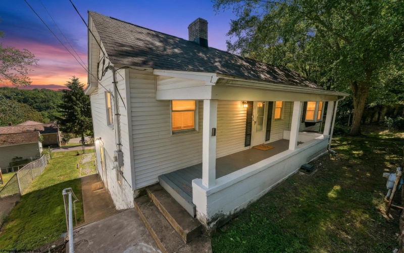 1168 Richwood Avenue, Morgantown, West Virginia 26505, 3 Bedrooms Bedrooms, 7 Rooms Rooms,2 BathroomsBathrooms,Single Family Detached,For Sale,Richwood,10165155