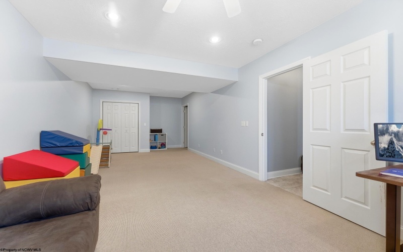 89 Antietam Drive, Morgantown, West Virginia 26508, 3 Bedrooms Bedrooms, 7 Rooms Rooms,3 BathroomsBathrooms,Single Family Detached,For Sale,Antietam,10165156