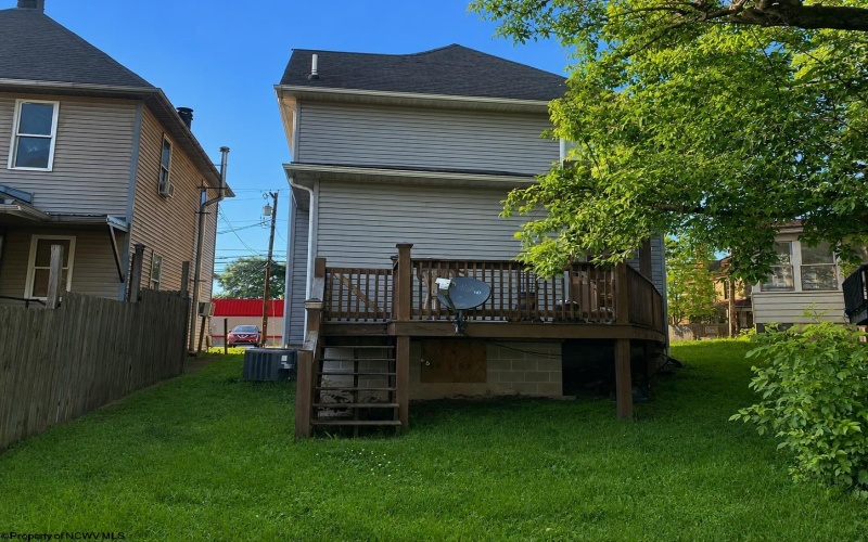 12 Locust Street, Elkins, West Virginia 26241, 4 Bedrooms Bedrooms, 7 Rooms Rooms,2 BathroomsBathrooms,Single Family Detached,For Sale,Locust,10165157