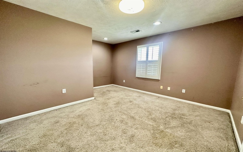 214 Evergreen Drive, Bridgeport, West Virginia 26330, 4 Bedrooms Bedrooms, 8 Rooms Rooms,2 BathroomsBathrooms,Single Family Detached,For Sale,Evergreen,10165158 214 Evergreen Drive, Bridgeport, West Virginia 26330, 4 Bedrooms Bedrooms, 8 Rooms Rooms,2 BathroomsBathrooms,Single Family Detached,For Sale,Evergreen,10165158