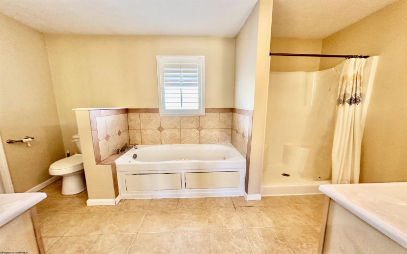 214 Evergreen Drive, Bridgeport, West Virginia 26330, 4 Bedrooms Bedrooms, 8 Rooms Rooms,2 BathroomsBathrooms,Single Family Detached,For Sale,Evergreen,10165158 214 Evergreen Drive, Bridgeport, West Virginia 26330, 4 Bedrooms Bedrooms, 8 Rooms Rooms,2 BathroomsBathrooms,Single Family Detached,For Sale,Evergreen,10165158
