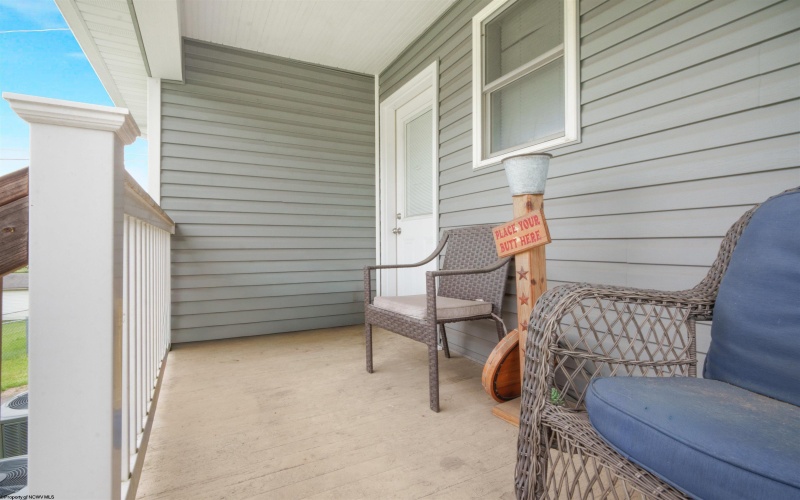 201 Cochran Street, Fairmont, West Virginia 26554, 3 Bedrooms Bedrooms, 5 Rooms Rooms,2 BathroomsBathrooms,Single Family Detached,For Sale,Cochran,10165160