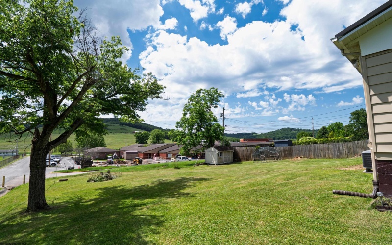 125 Apolla Drive, Morgantown, West Virginia 26505, 3 Bedrooms Bedrooms, 6 Rooms Rooms,1 BathroomBathrooms,Single Family Detached,For Sale,Apolla,10165171 125 Apolla Drive, Morgantown, West Virginia 26505, 3 Bedrooms Bedrooms, 6 Rooms Rooms,1 BathroomBathrooms,Single Family Detached,For Sale,Apolla,10165171