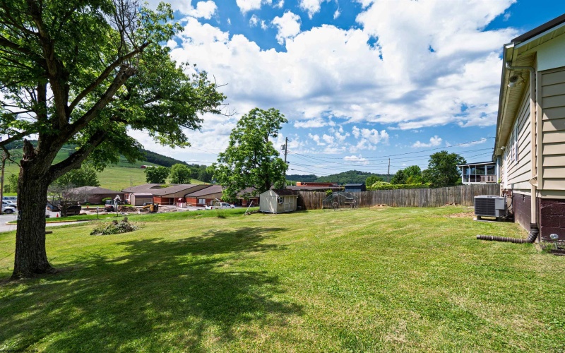 125 Apolla Drive, Morgantown, West Virginia 26505, 3 Bedrooms Bedrooms, 6 Rooms Rooms,1 BathroomBathrooms,Single Family Detached,For Sale,Apolla,10165171 125 Apolla Drive, Morgantown, West Virginia 26505, 3 Bedrooms Bedrooms, 6 Rooms Rooms,1 BathroomBathrooms,Single Family Detached,For Sale,Apolla,10165171