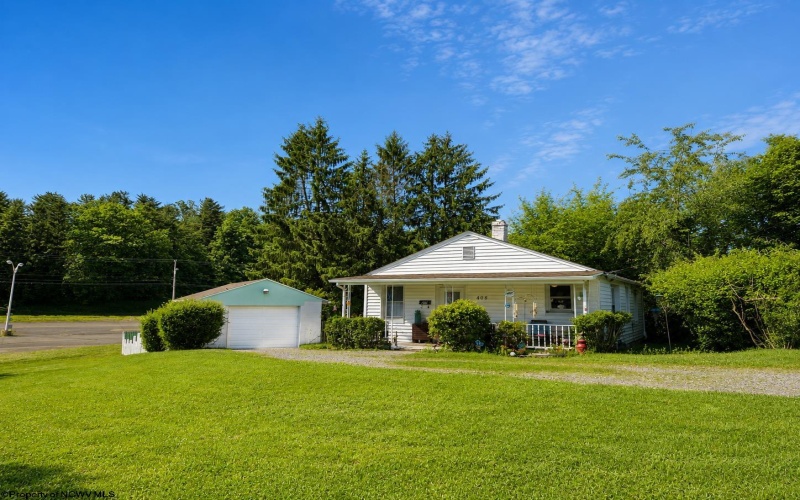 408 Crowl Street, Westover, West Virginia 26501, 2 Bedrooms Bedrooms, 4 Rooms Rooms,1 BathroomBathrooms,Single Family Detached,For Sale,Crowl,10165167