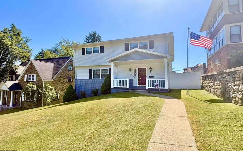 818 Coleman Avenue, Fairmont, West Virginia 26554, 4 Bedrooms Bedrooms, 9 Rooms Rooms,2 BathroomsBathrooms,Single Family Detached,For Sale,Coleman,10165170