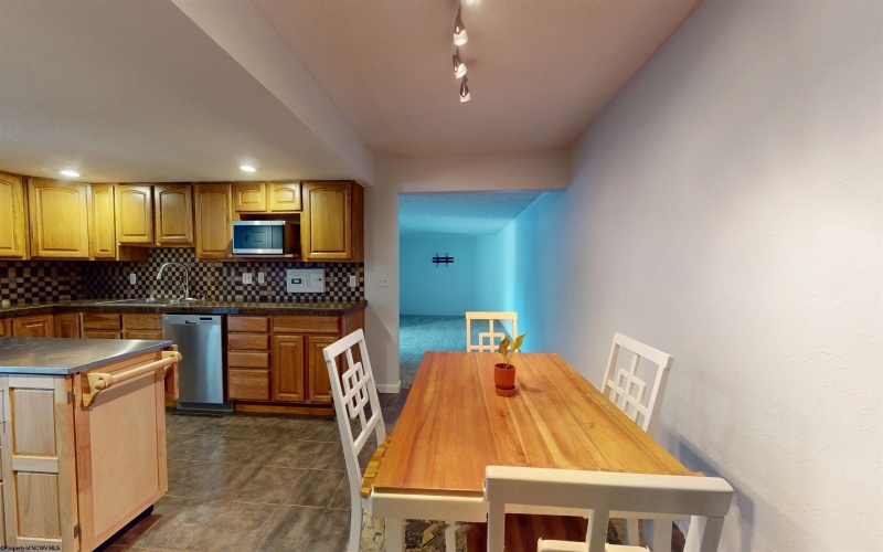 818 Coleman Avenue, Fairmont, West Virginia 26554, 4 Bedrooms Bedrooms, 9 Rooms Rooms,2 BathroomsBathrooms,Single Family Detached,For Sale,Coleman,10165170