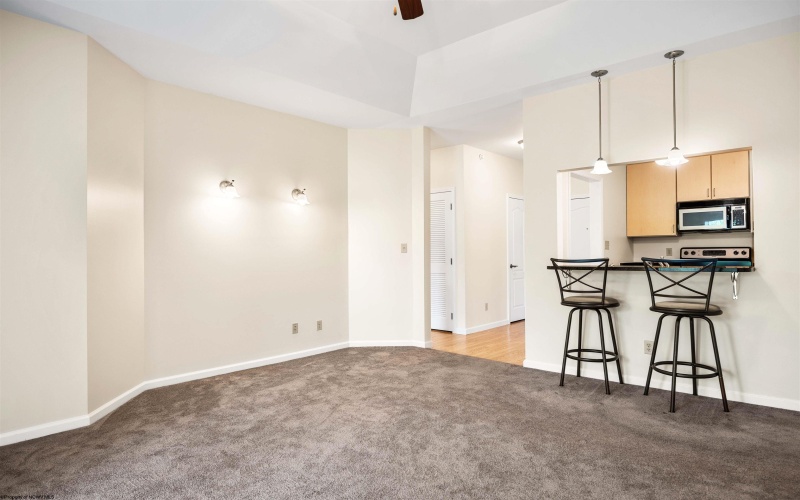 135 Fountain View, Morgantown, West Virginia 26505, 2 Bedrooms Bedrooms, 5 Rooms Rooms,2 BathroomsBathrooms,Single Family Attached,For Sale,Fountain,10165183