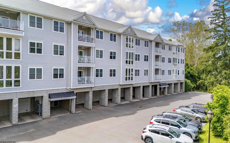 135 Fountain View, Morgantown, West Virginia 26505, 2 Bedrooms Bedrooms, 5 Rooms Rooms,2 BathroomsBathrooms,Single Family Attached,For Sale,Fountain,10165183