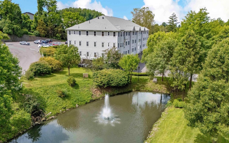 135 Fountain View, Morgantown, West Virginia 26505, 2 Bedrooms Bedrooms, 5 Rooms Rooms,2 BathroomsBathrooms,Single Family Attached,For Sale,Fountain,10165183