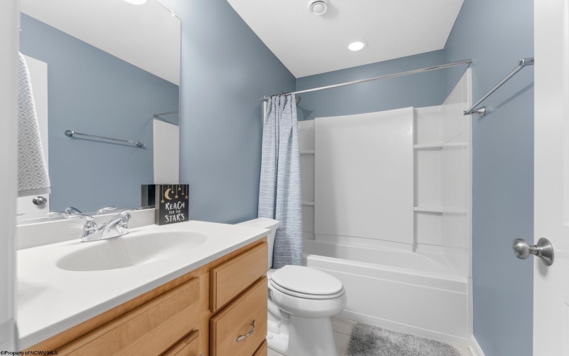 413 Foxchase Way, Morgantown, West Virginia 26508, 5 Bedrooms Bedrooms, 9 Rooms Rooms,4 BathroomsBathrooms,Single Family Detached,For Sale,Foxchase,10165177 413 Foxchase Way, Morgantown, West Virginia 26508, 5 Bedrooms Bedrooms, 9 Rooms Rooms,4 BathroomsBathrooms,Single Family Detached,For Sale,Foxchase,10165177