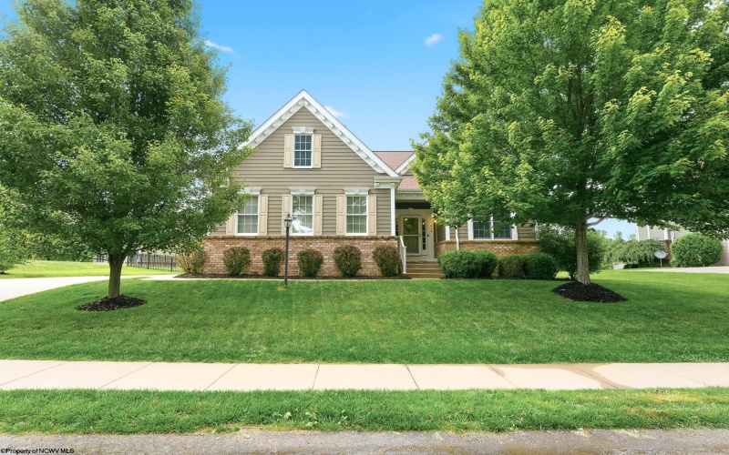 413 Foxchase Way, Morgantown, West Virginia 26508, 5 Bedrooms Bedrooms, 9 Rooms Rooms,4 BathroomsBathrooms,Single Family Detached,For Sale,Foxchase,10165177 413 Foxchase Way, Morgantown, West Virginia 26508, 5 Bedrooms Bedrooms, 9 Rooms Rooms,4 BathroomsBathrooms,Single Family Detached,For Sale,Foxchase,10165177