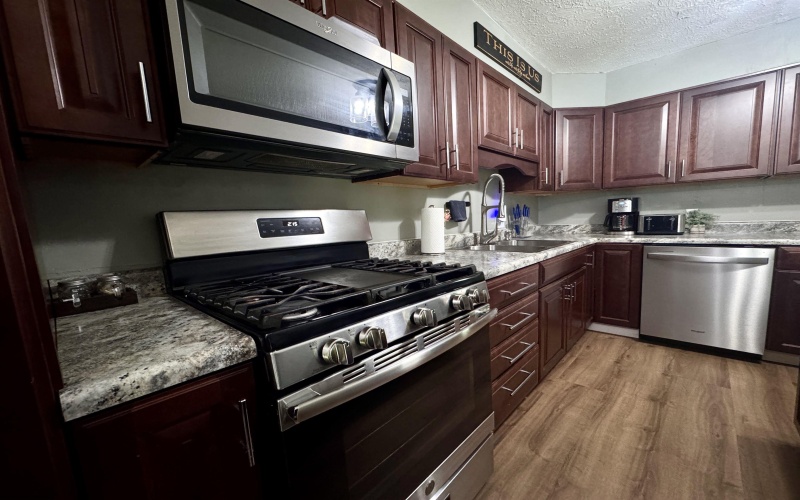 316 Hickory Lane, Weston, West Virginia 26452, 3 Bedrooms Bedrooms, 7 Rooms Rooms,1 BathroomBathrooms,Single Family Detached,For Sale,Hickory,10165178 316 Hickory Lane, Weston, West Virginia 26452, 3 Bedrooms Bedrooms, 7 Rooms Rooms,1 BathroomBathrooms,Single Family Detached,For Sale,Hickory,10165178