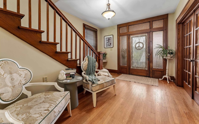 240 Dewey Street, Morgantown, West Virginia 26501, 4 Bedrooms Bedrooms, 10 Rooms Rooms,2 BathroomsBathrooms,Single Family Detached,For Sale,Dewey,10165174