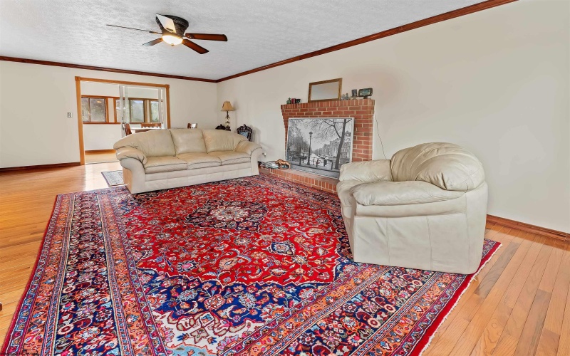 107 Oakview Drive, Morgantown, West Virginia 26505, 4 Bedrooms Bedrooms, 9 Rooms Rooms,3 BathroomsBathrooms,Single Family Detached,For Sale,Oakview,10165173