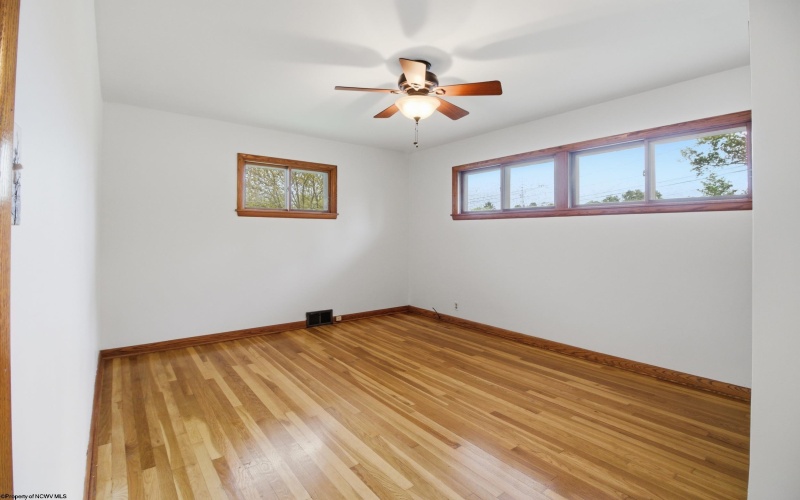 1217 Corvet Avenue, Morgantown, West Virginia 26505, 3 Bedrooms Bedrooms, 6 Rooms Rooms,2 BathroomsBathrooms,Residential Rentals,For Rent,Corvet,10165207