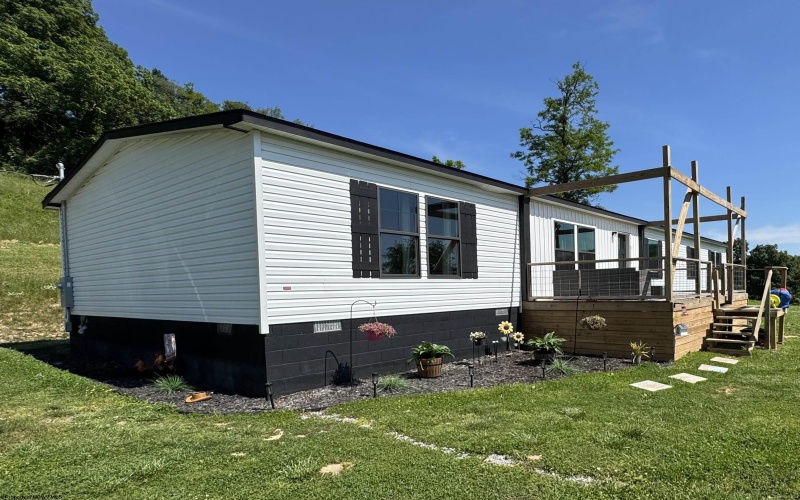 322 Old Acres Road, Jane Lew, West Virginia 26378, 4 Bedrooms Bedrooms, 8 Rooms Rooms,2 BathroomsBathrooms,Single Family Detached,For Sale,Old Acres,10165203 322 Old Acres Road, Jane Lew, West Virginia 26378, 4 Bedrooms Bedrooms, 8 Rooms Rooms,2 BathroomsBathrooms,Single Family Detached,For Sale,Old Acres,10165203