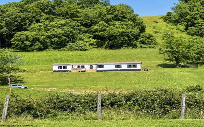 322 Old Acres Road, Jane Lew, West Virginia 26378, 4 Bedrooms Bedrooms, 8 Rooms Rooms,2 BathroomsBathrooms,Single Family Detached,For Sale,Old Acres,10165203 322 Old Acres Road, Jane Lew, West Virginia 26378, 4 Bedrooms Bedrooms, 8 Rooms Rooms,2 BathroomsBathrooms,Single Family Detached,For Sale,Old Acres,10165203