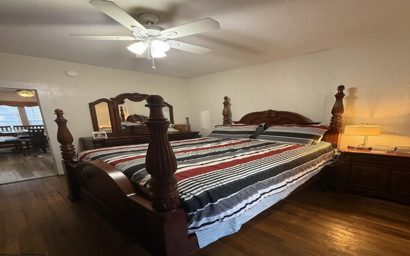 8026 Plainwood Avenue, Stonewood, West Virginia 26301, 2 Bedrooms Bedrooms, 6 Rooms Rooms,1 BathroomBathrooms,Single Family Detached,For Sale,Plainwood,10165202